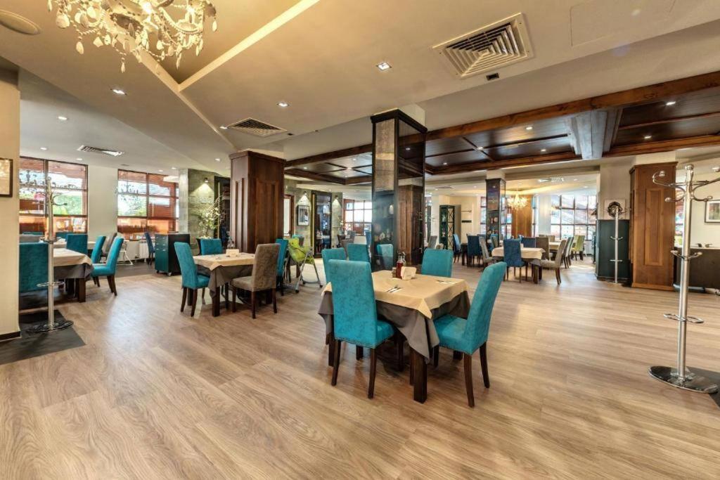 Luxury Apartment In Belvedere Club Hotel Banszko Kültér fotó
