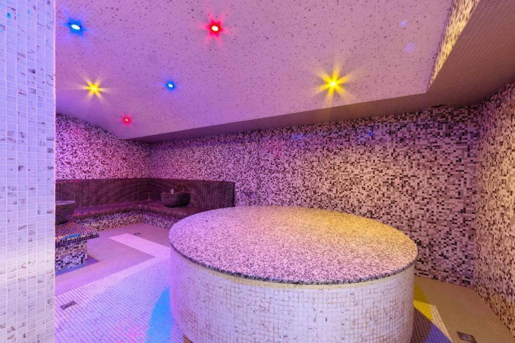 Luxury Apartment In Belvedere Club Hotel Banszko Kültér fotó